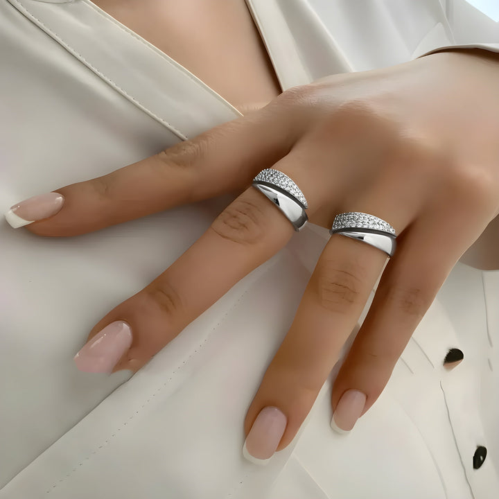 Elegant Gold Ring | Strength, hope and solidarity