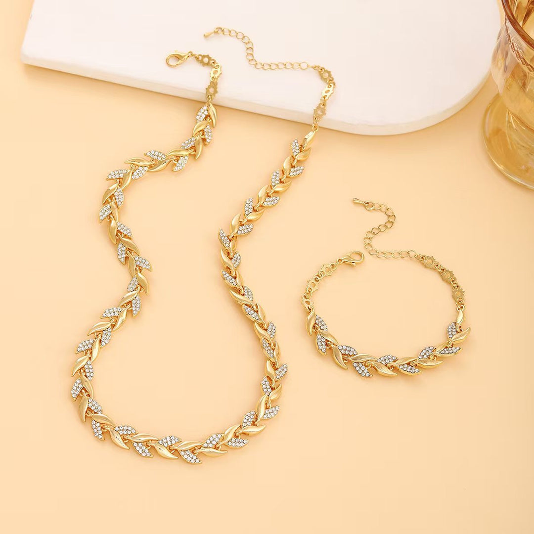 Luna’s Handmade Necklace & Bracelet Set
