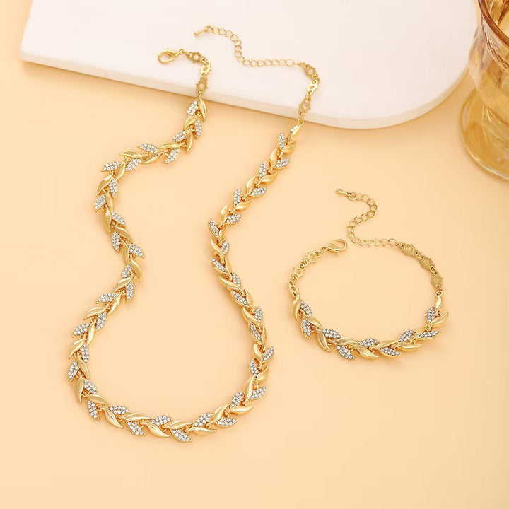 Luna’s Handmade Necklace & Bracelet Set