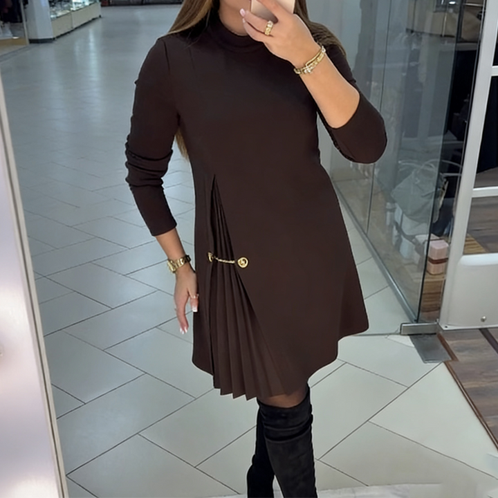 Sophisticated A-Line Dress with Pleated Detail and Gold Chain